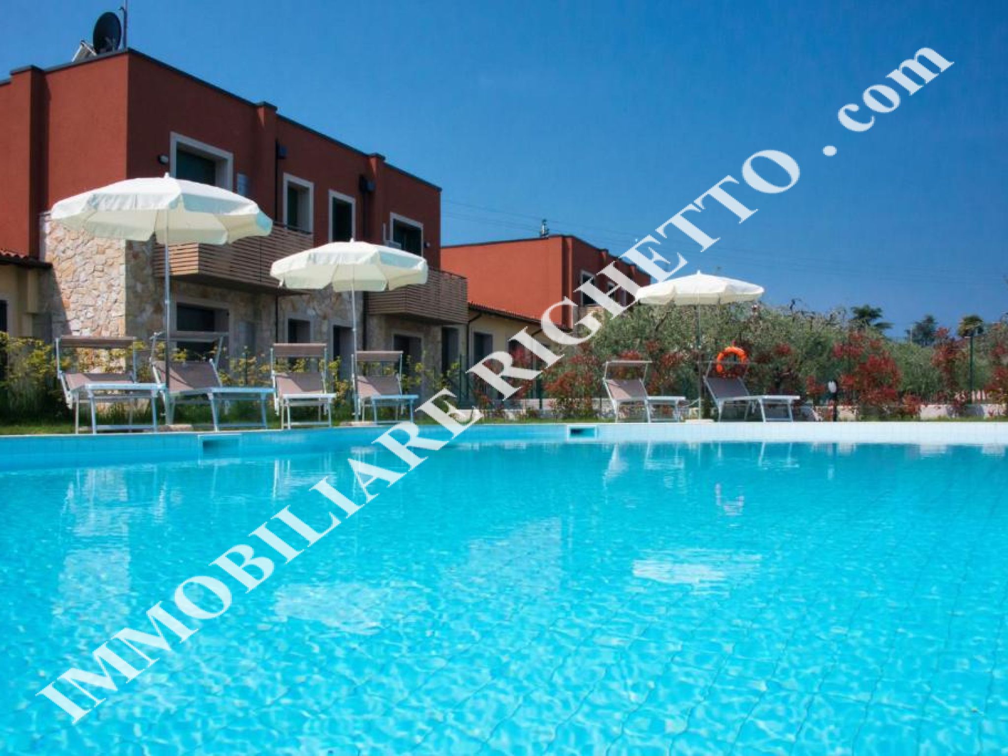 offerta immobile in vendita Ampio appartamento d'angolo con grande terrazzo.