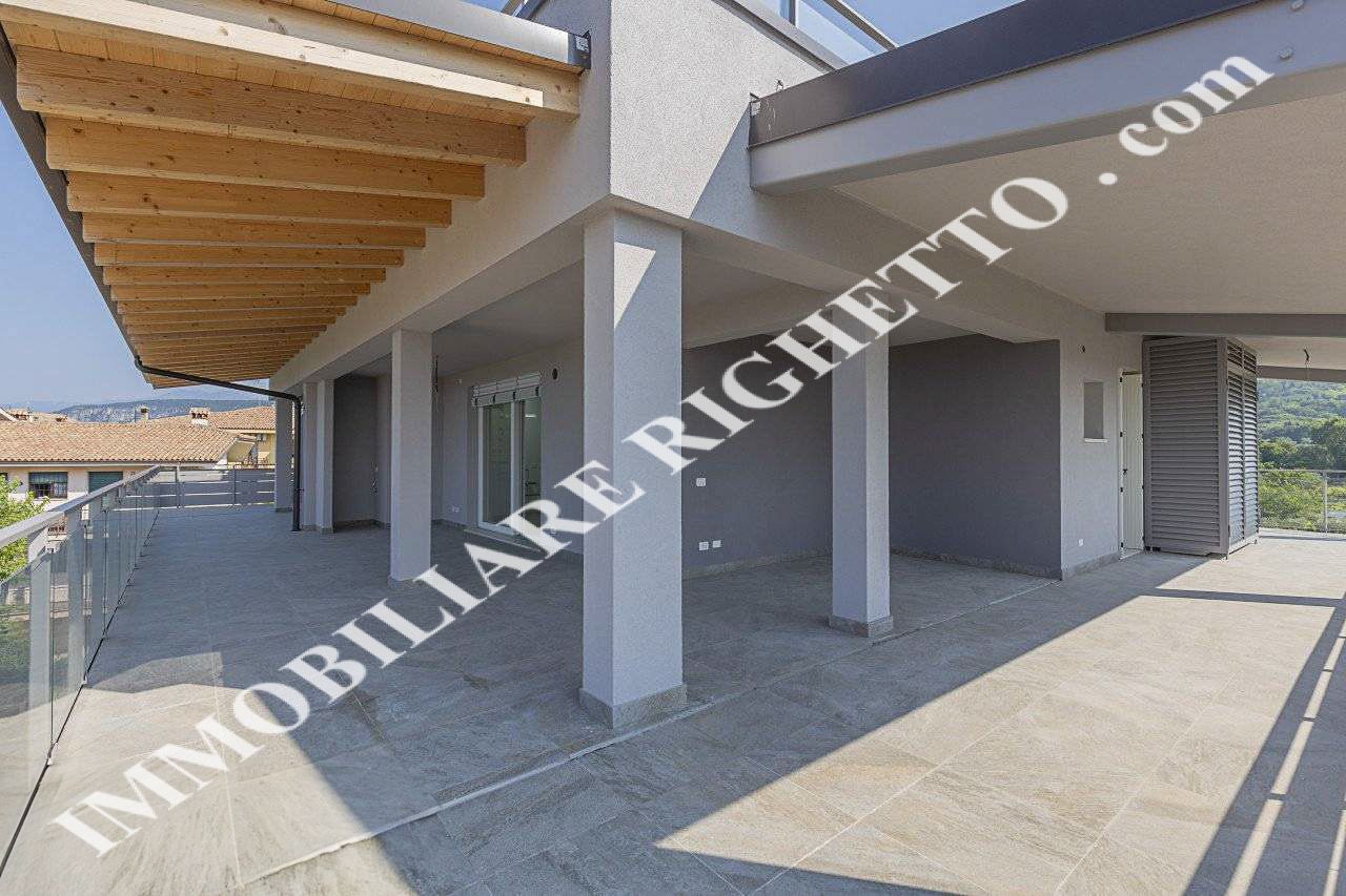 offer property for sale RESIDENCE VILLA MARTA: BRAND NEW-flats with large terraces and STUNNING LAKE VIEW