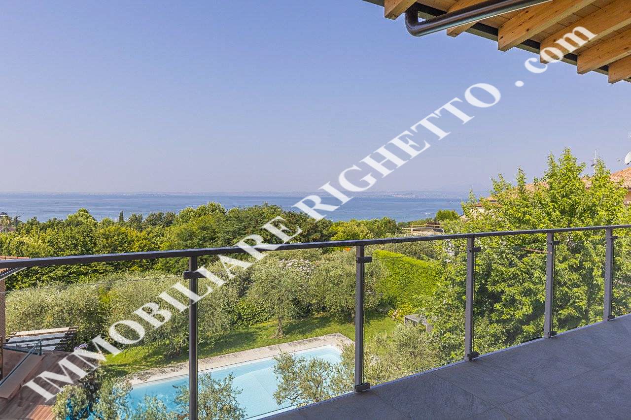 offer property for sale RESIDENCE VILLA MARTA: BRAND NEW-flats with large terraces and STUNNING LAKE VIEW