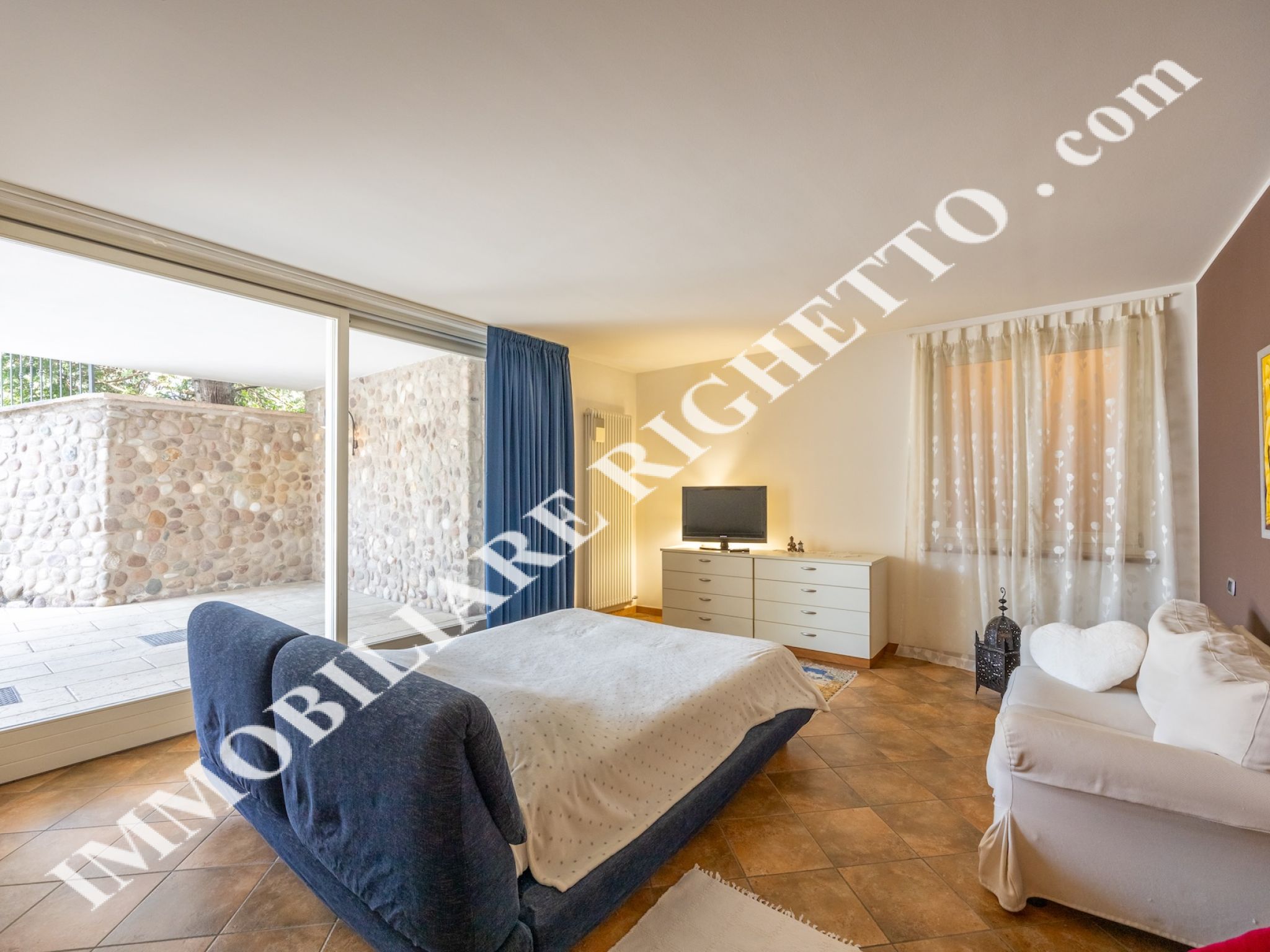 offerta immobile in vendita Moderna Villa con VISTA LAGO