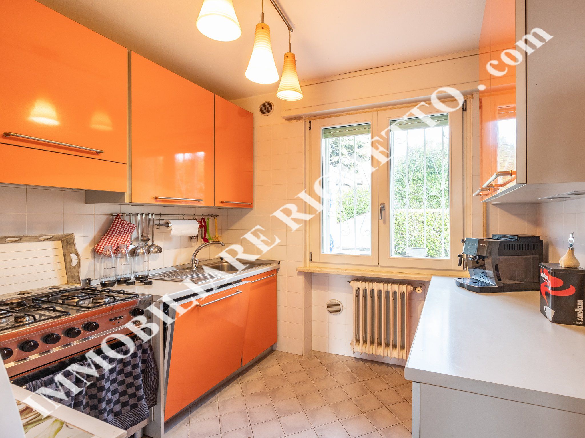 offerta immobile in vendita Villetta singola con grande giardino privato.