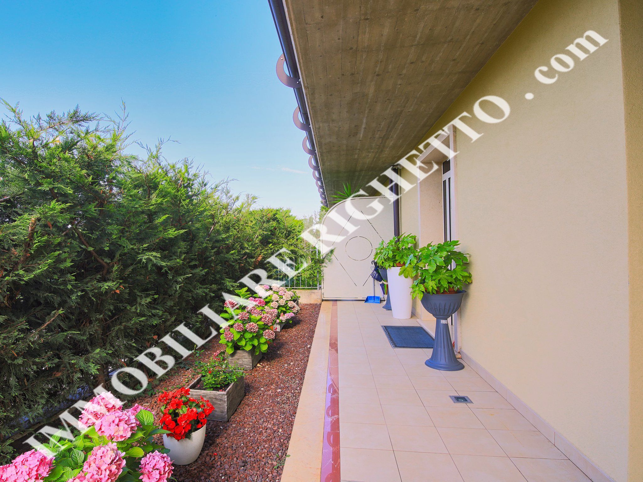offer property for sale Recent portion of semi-detached house with private garden