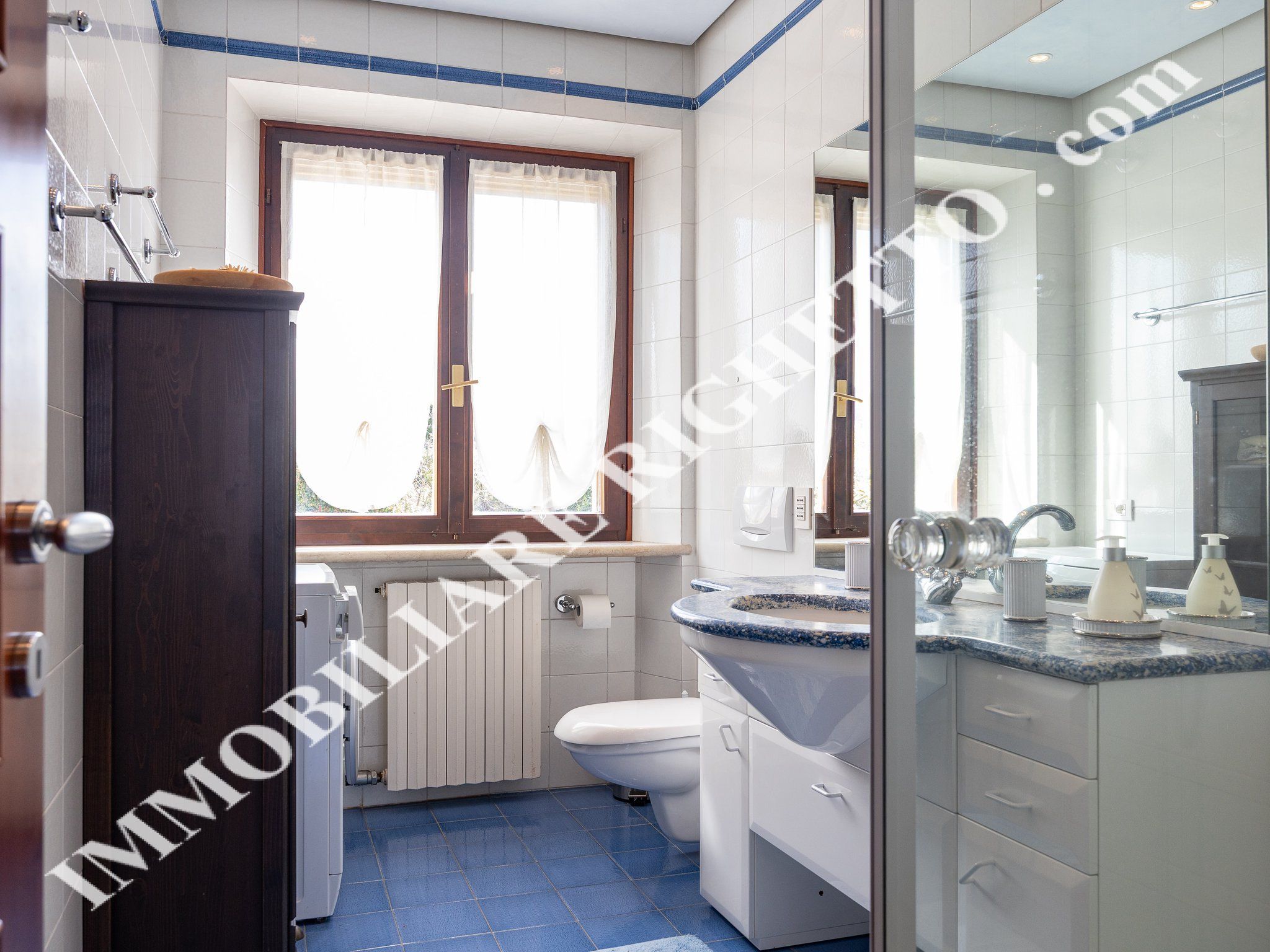 offerta immobile in vendita Elegante appartamento con meravigliosa VISTA LAGO.