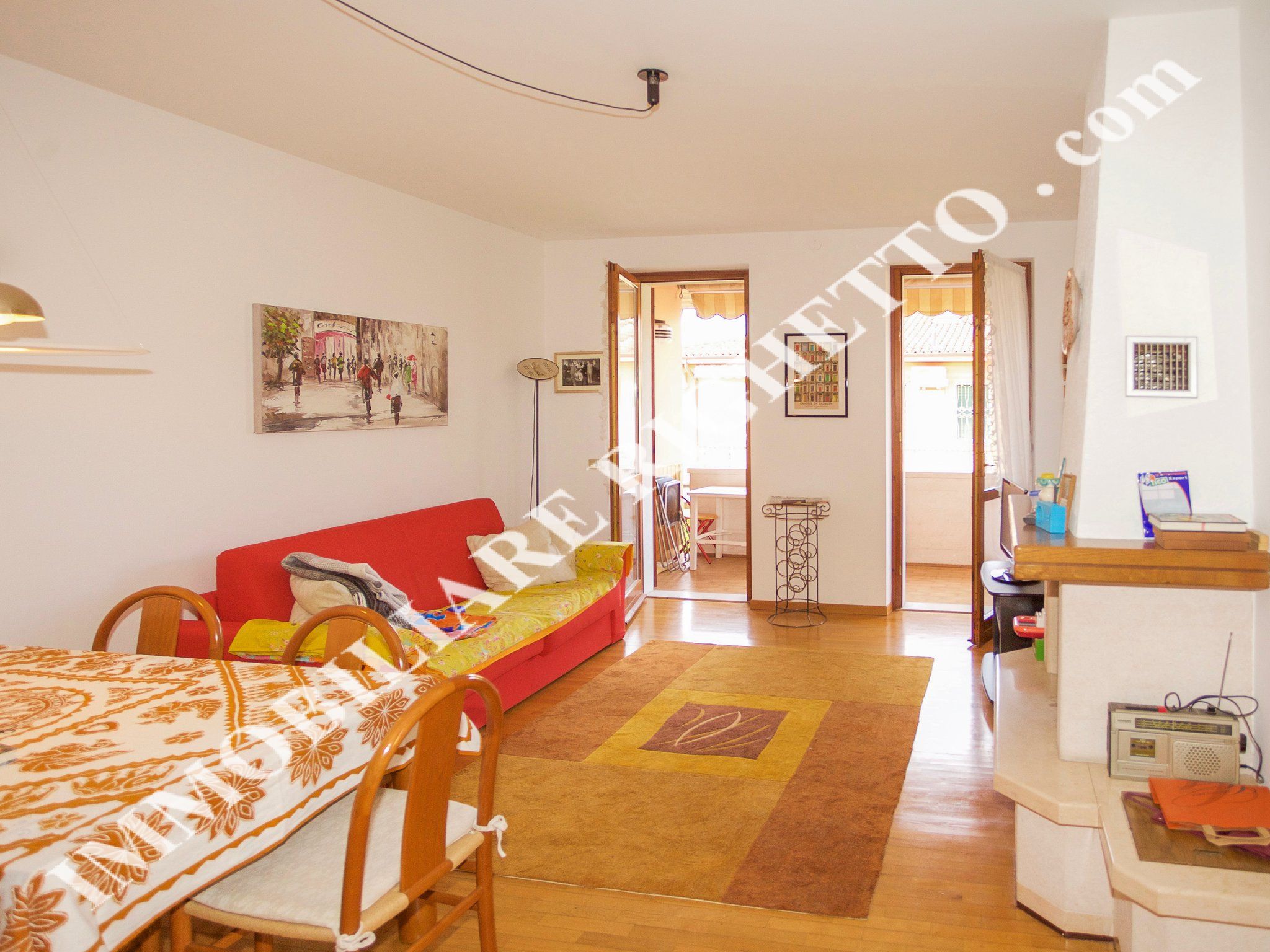 offer property for sale Spacious three-room flat within walking distance of the centre.