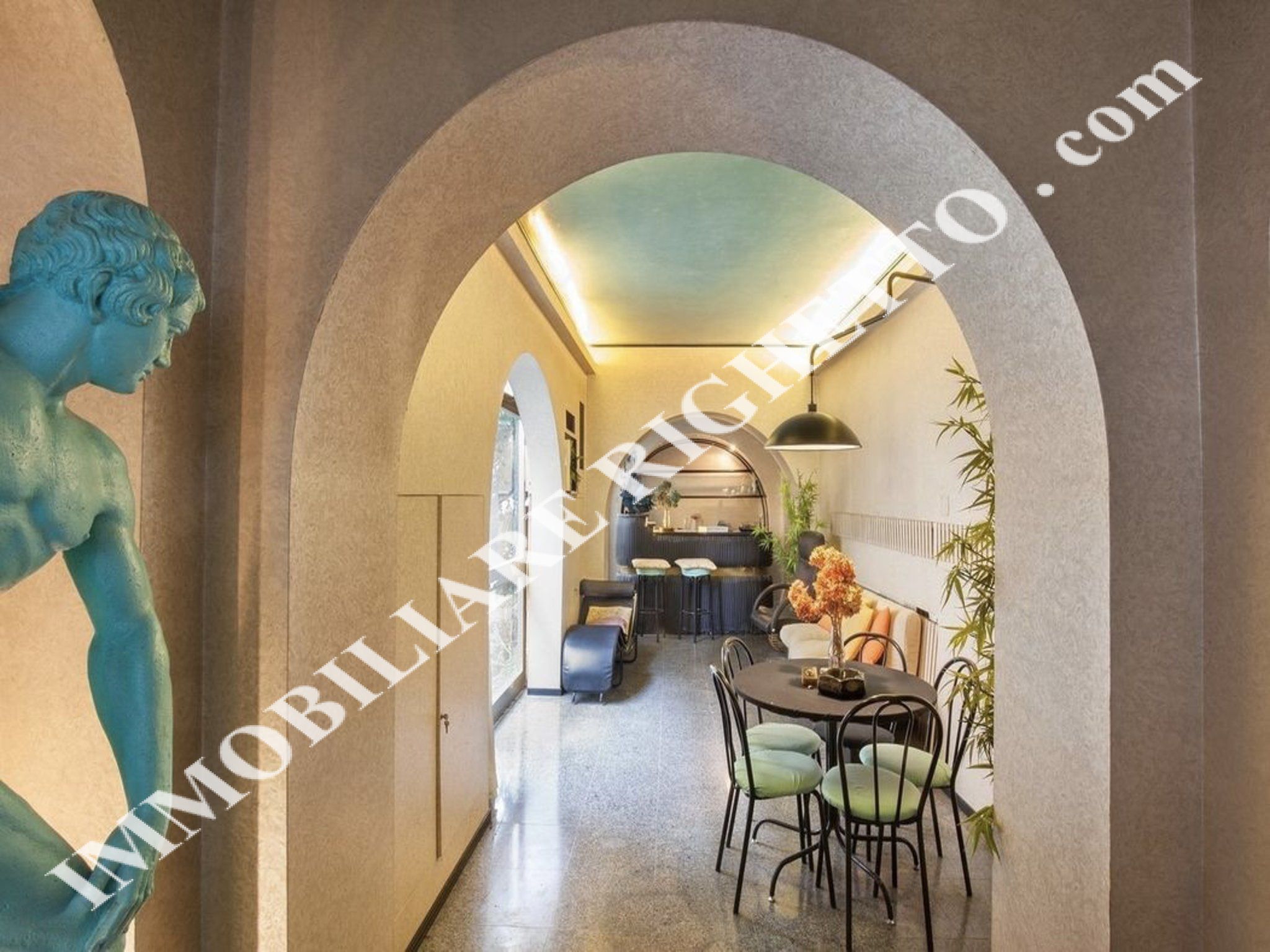 offerta immobile in vendita Signorile villa singola IN CENTRO A BARDOLINO.